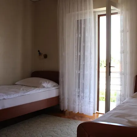 Apartment Antica Supetar
