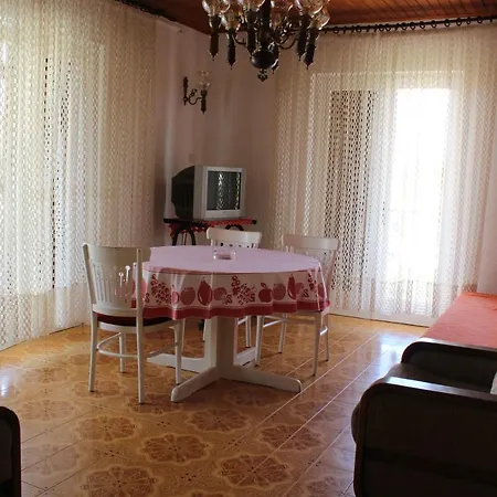 Antica Apartament Supetar